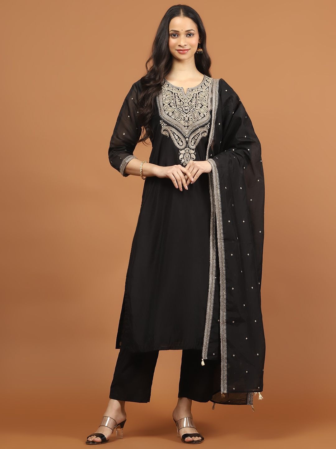 

Meena Bazaar Paisley Yoke Design Zari Chanderi Silk Straight Kurta With Trouser & Dupatta, Black