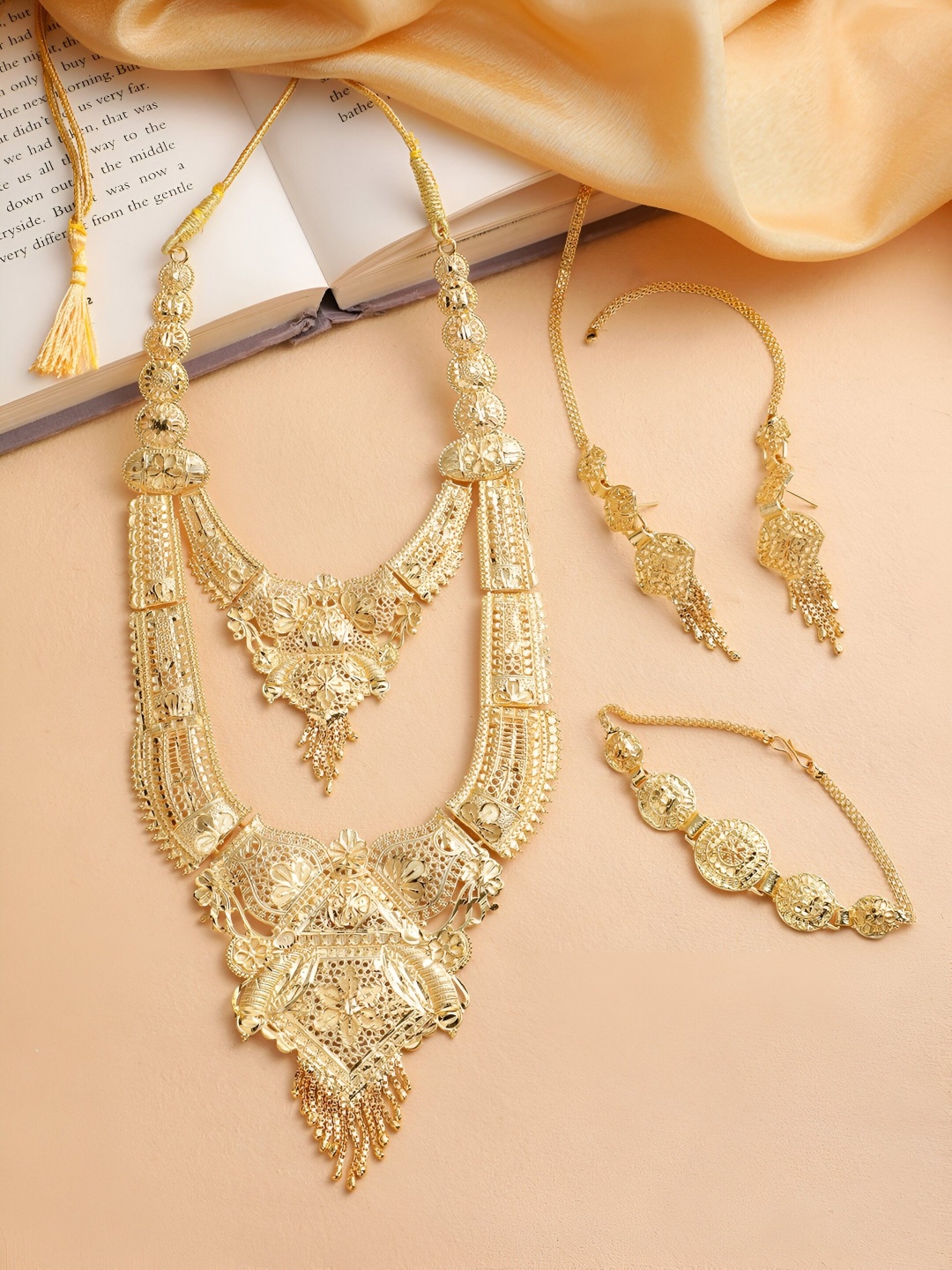 

ORANGENYSHA 22K Gold Plated Artificial Beaded Long Bridal Wedding Jewellery Set