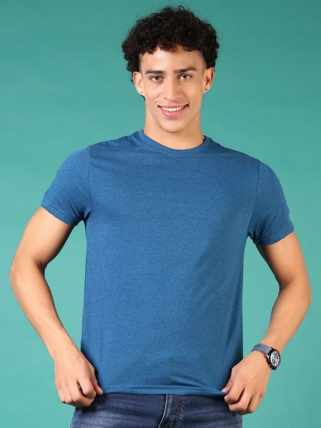 

V-Mart Men Solid Round Neck Cotton T-shirt, Blue