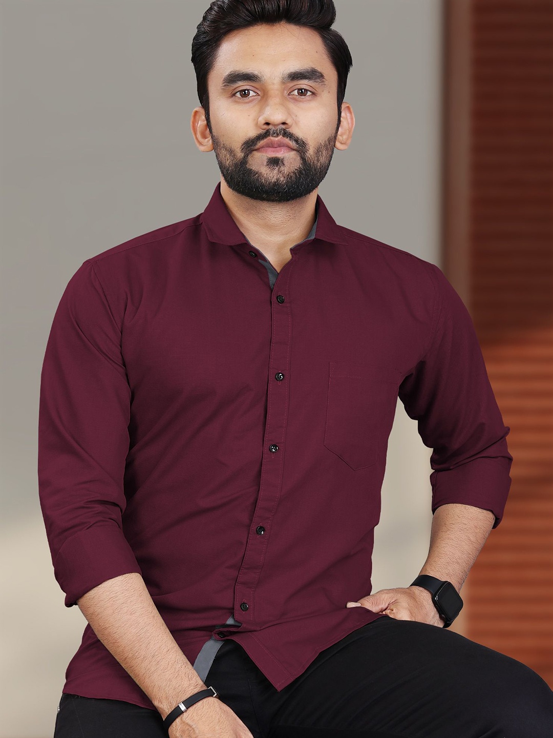 

VeBNoR Men Standard Fit Spread Collar Solid Casual Shirt, Maroon