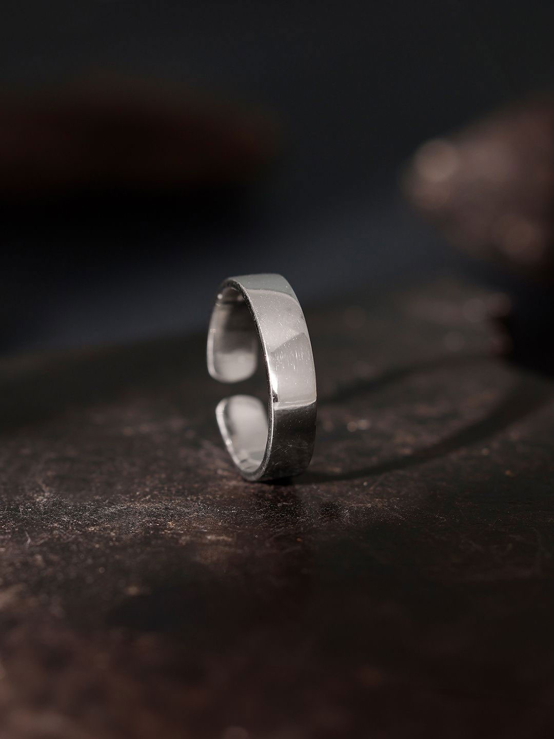 

GIVA Men 925 Sterling Silver Rhodium-Plated Rebel For Him Adjustable Finger Ring