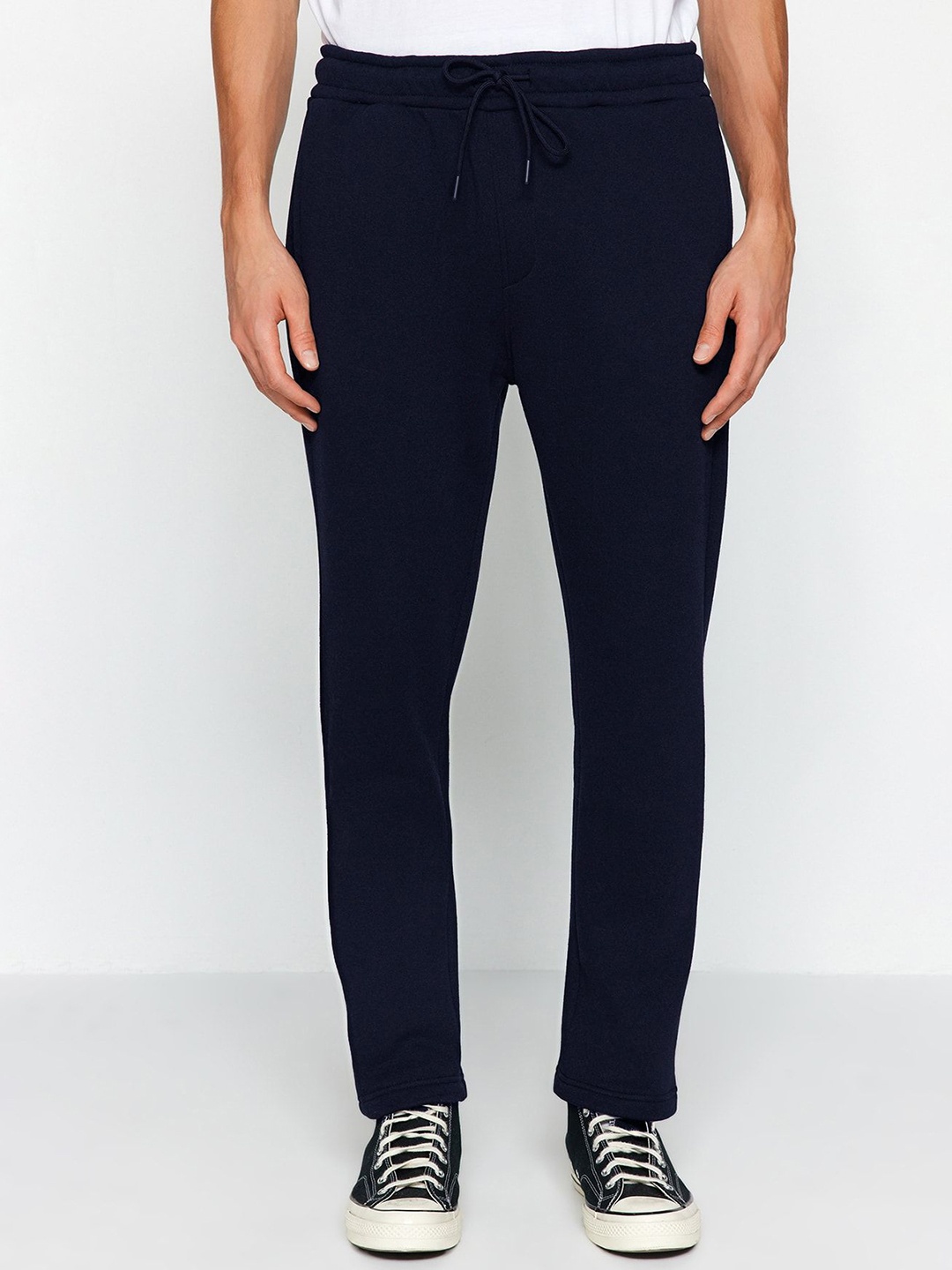 

Trendyol Men Mid Rise Track Pant, Navy blue