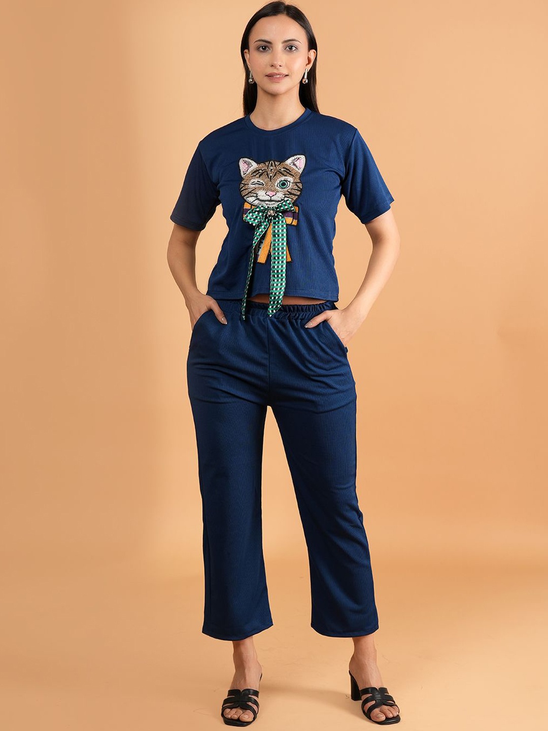 

BAESD Self Design Round Neck Pure Cotton Top & Trousers, Navy blue