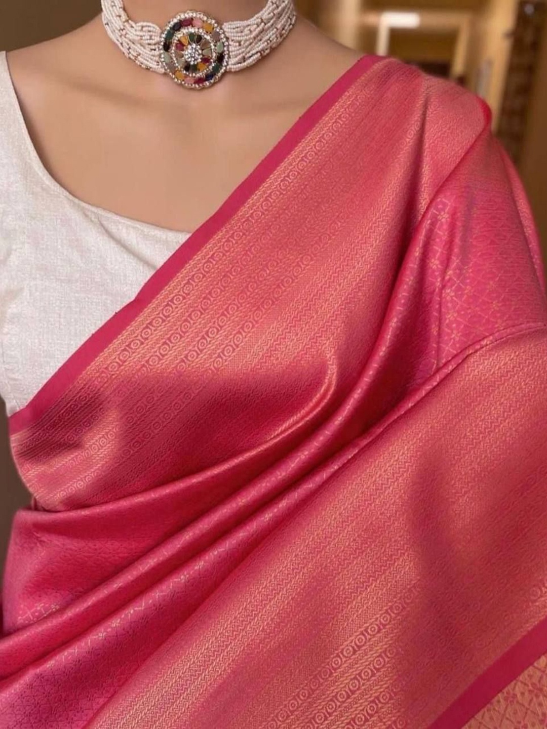 

Taslar Woven Design Zari Pure Silk Banarasi Saree, Peach