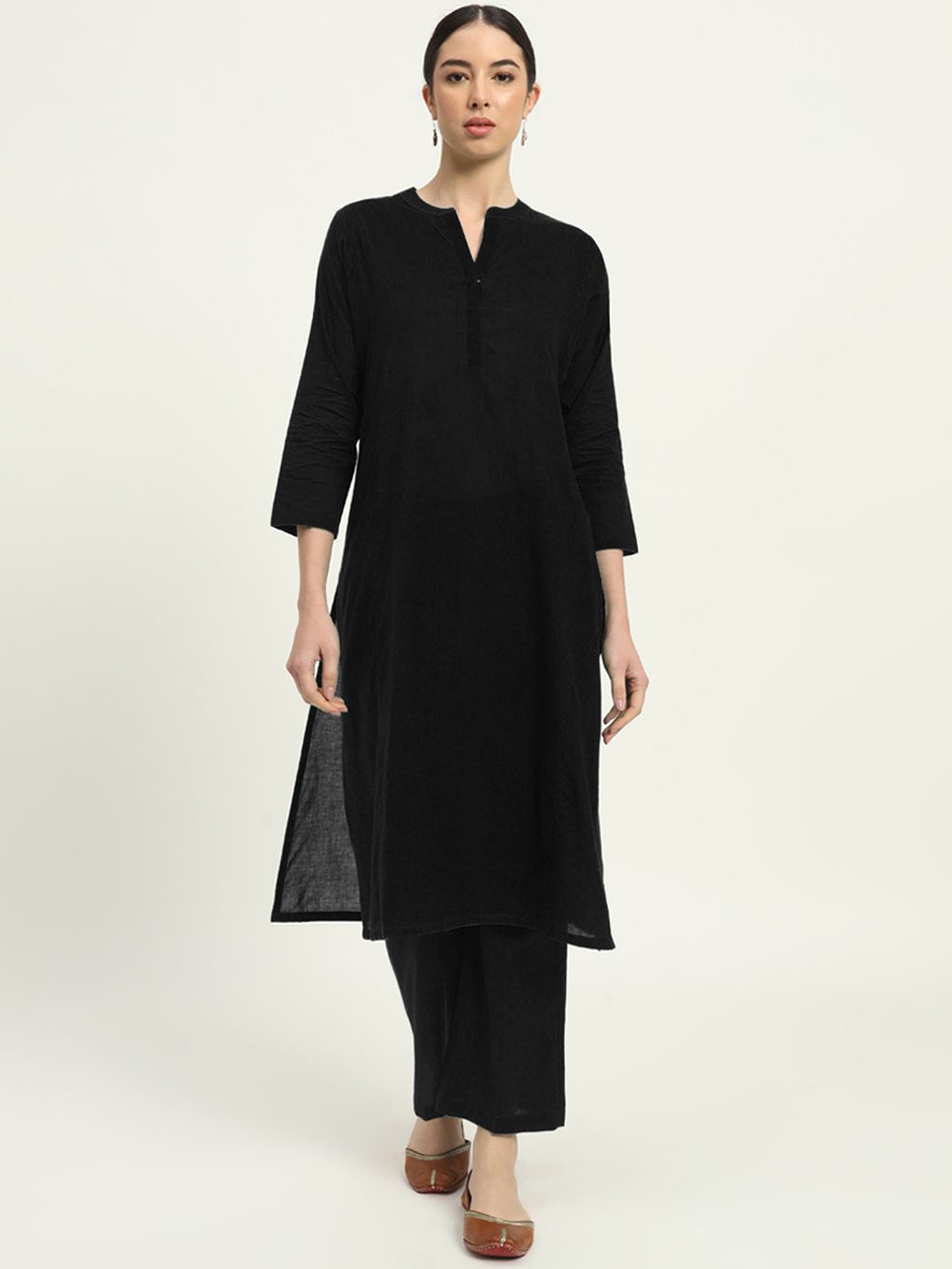 

Thevasa Everyday Bliss Notch Neck Pure Cotton Straight Tunic With Trousers, Black