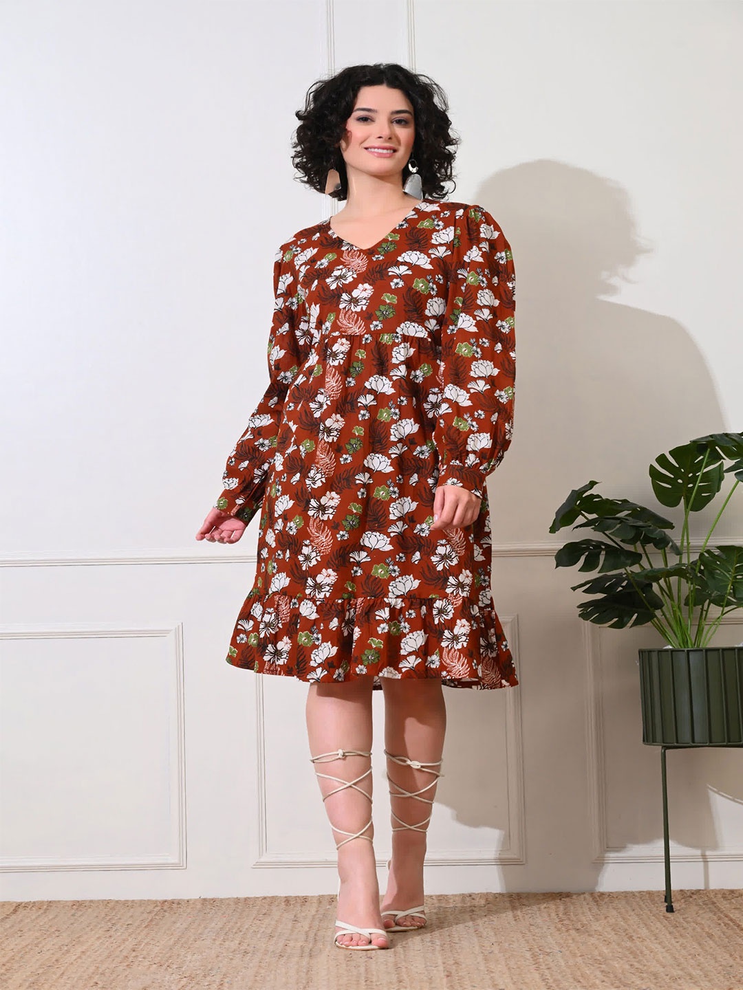 

DECKEDUP Floral Print Dress, Brown