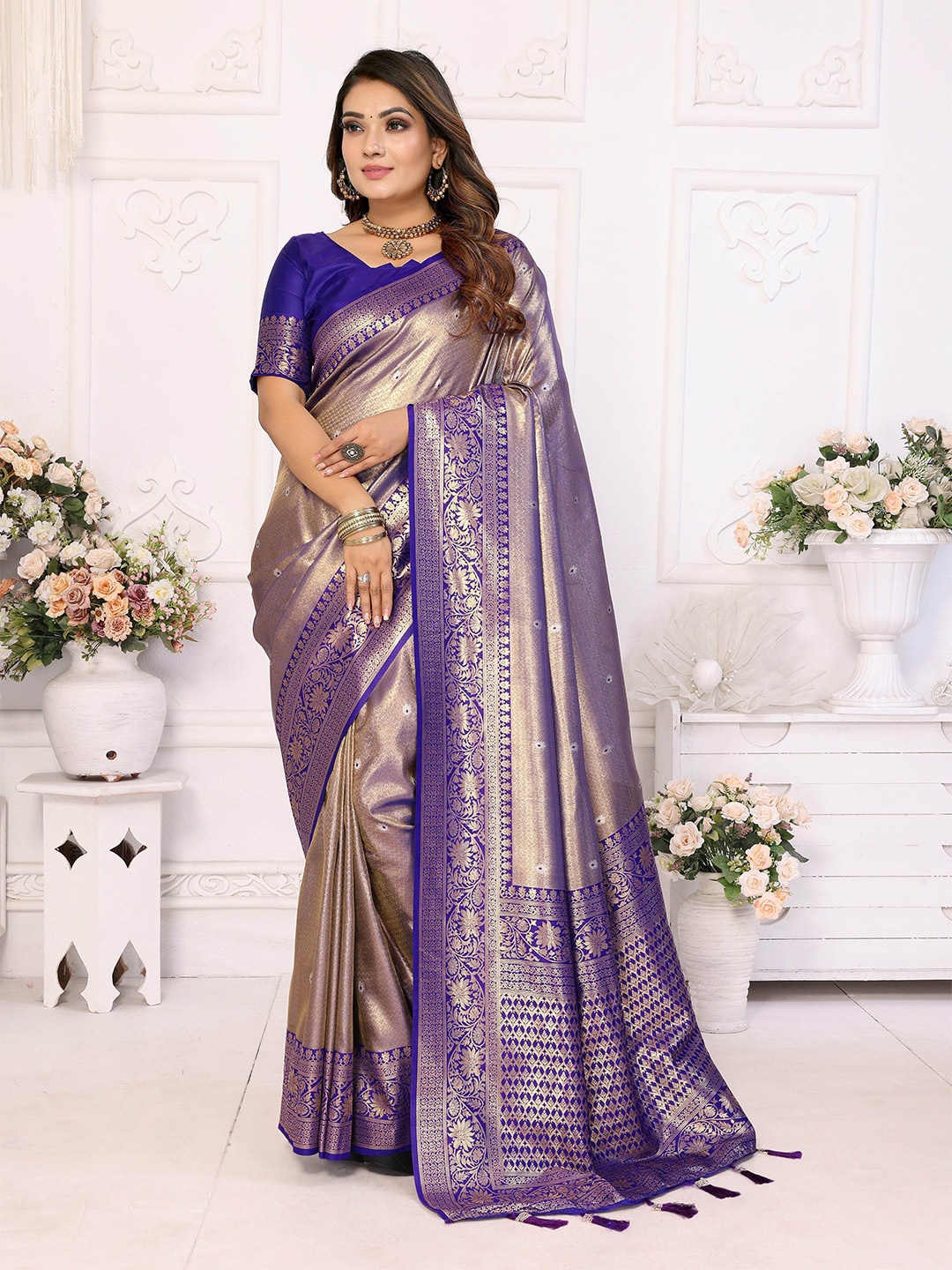 

Vintro Woven Design Zari Tissue Banarasi Saree, Blue