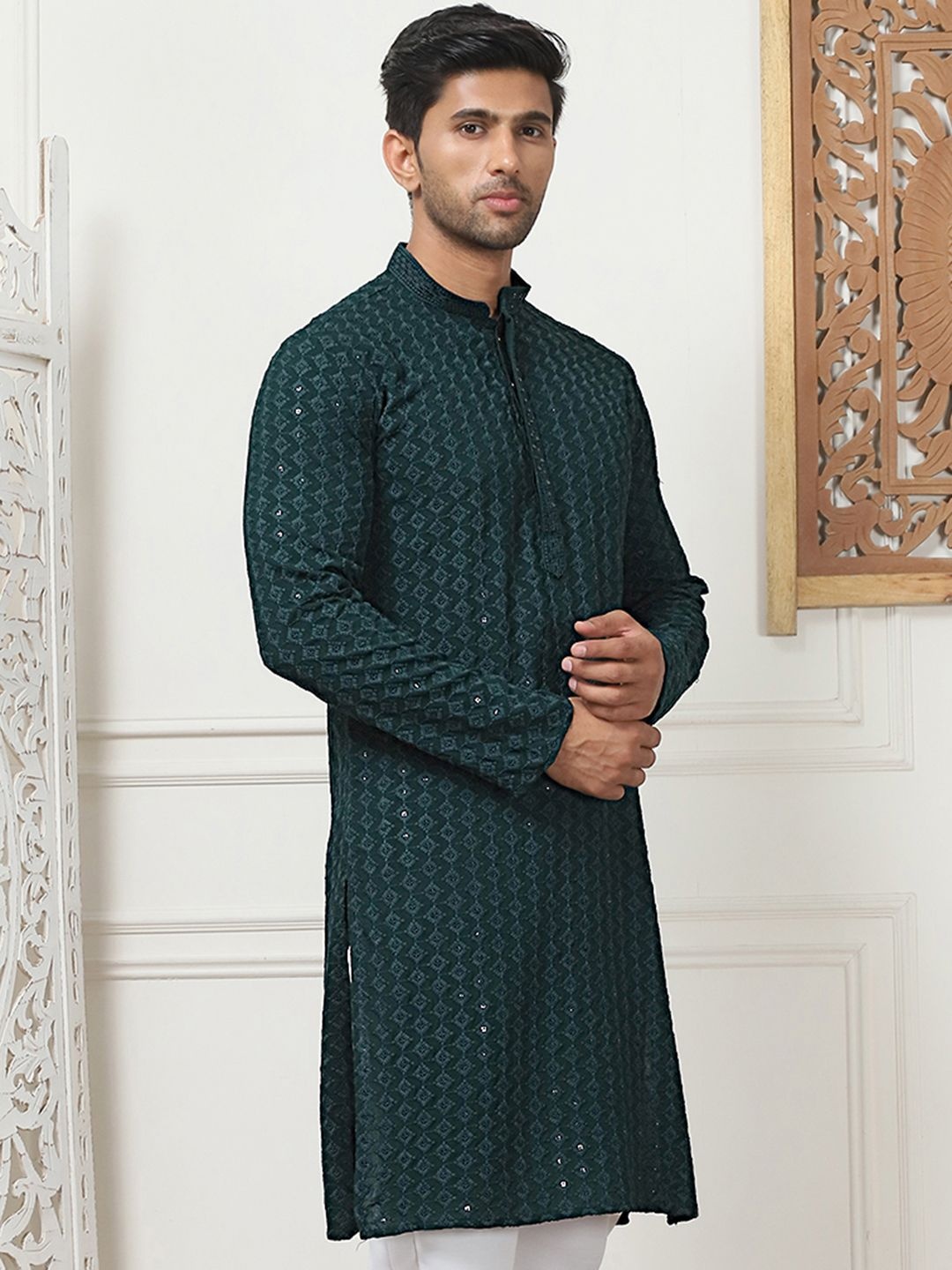 

Anouk Olive-Green Ethnic Motifs Embroidered Mandarin Collar Sequinned Straight Kurta