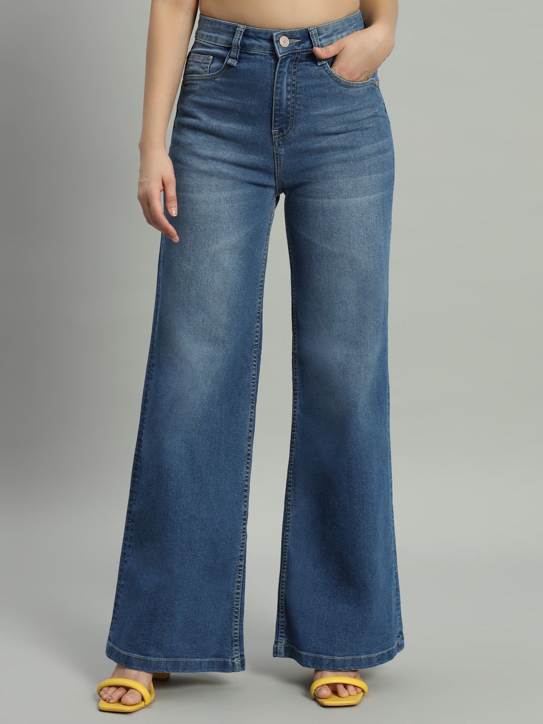 

Mast & Harbour Women Wide Leg High-Rise Light Fade Stretchable Jeans, Blue