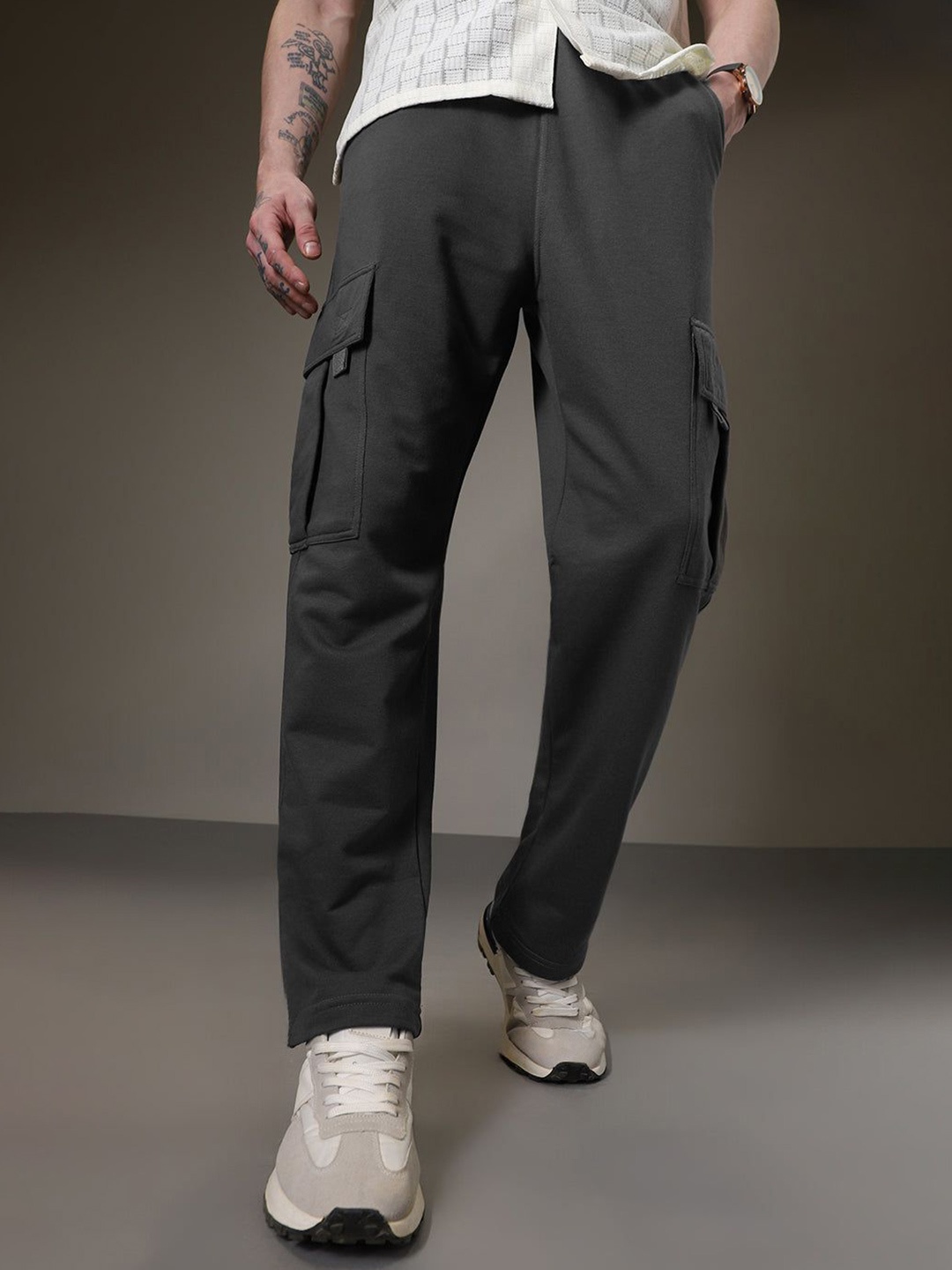 

Banana Club Men Slim Fit Cargo Joggers, Grey
