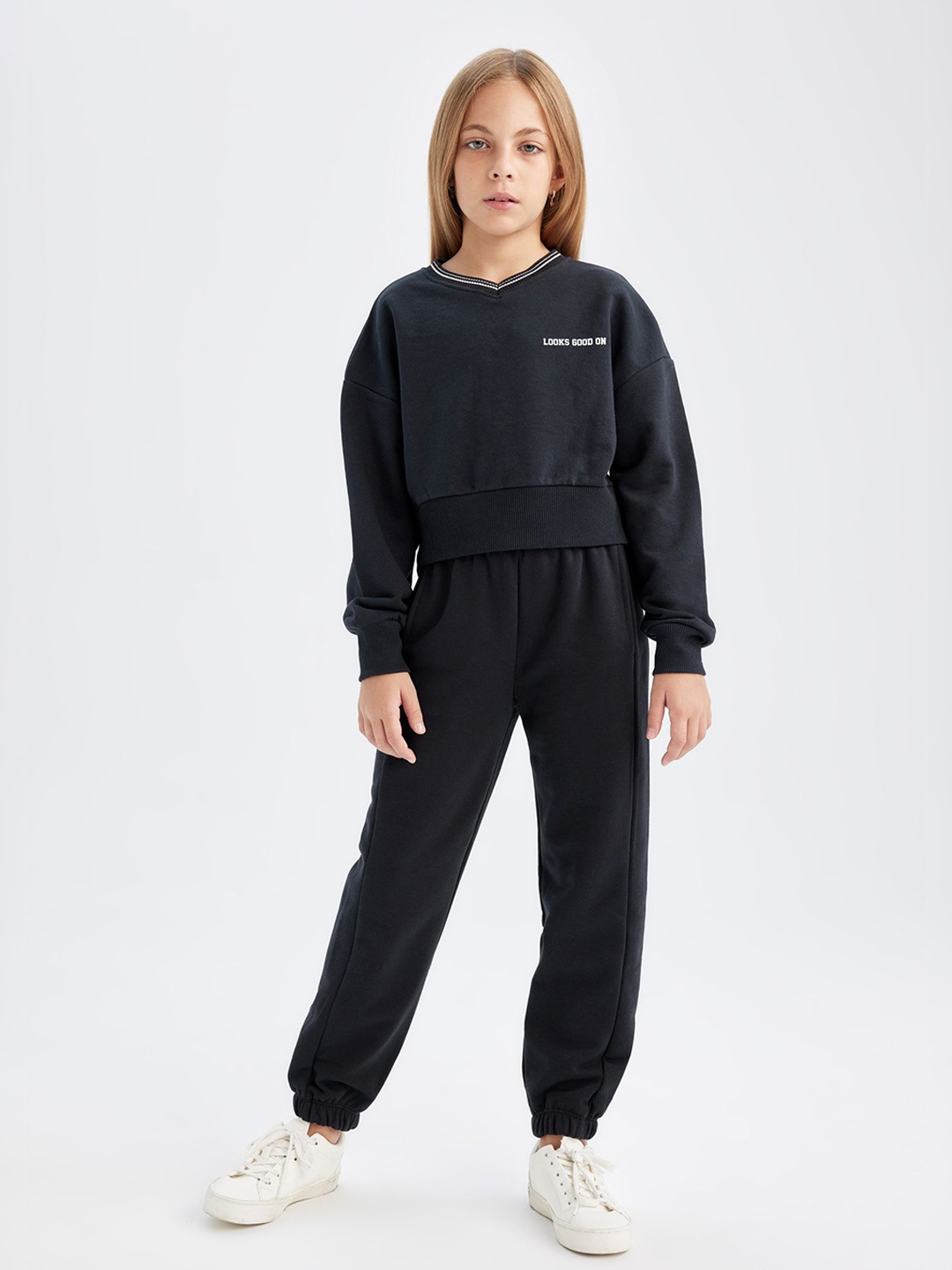 

DeFacto Girls Long Sleeves Sweatshirt With Joggers, Black