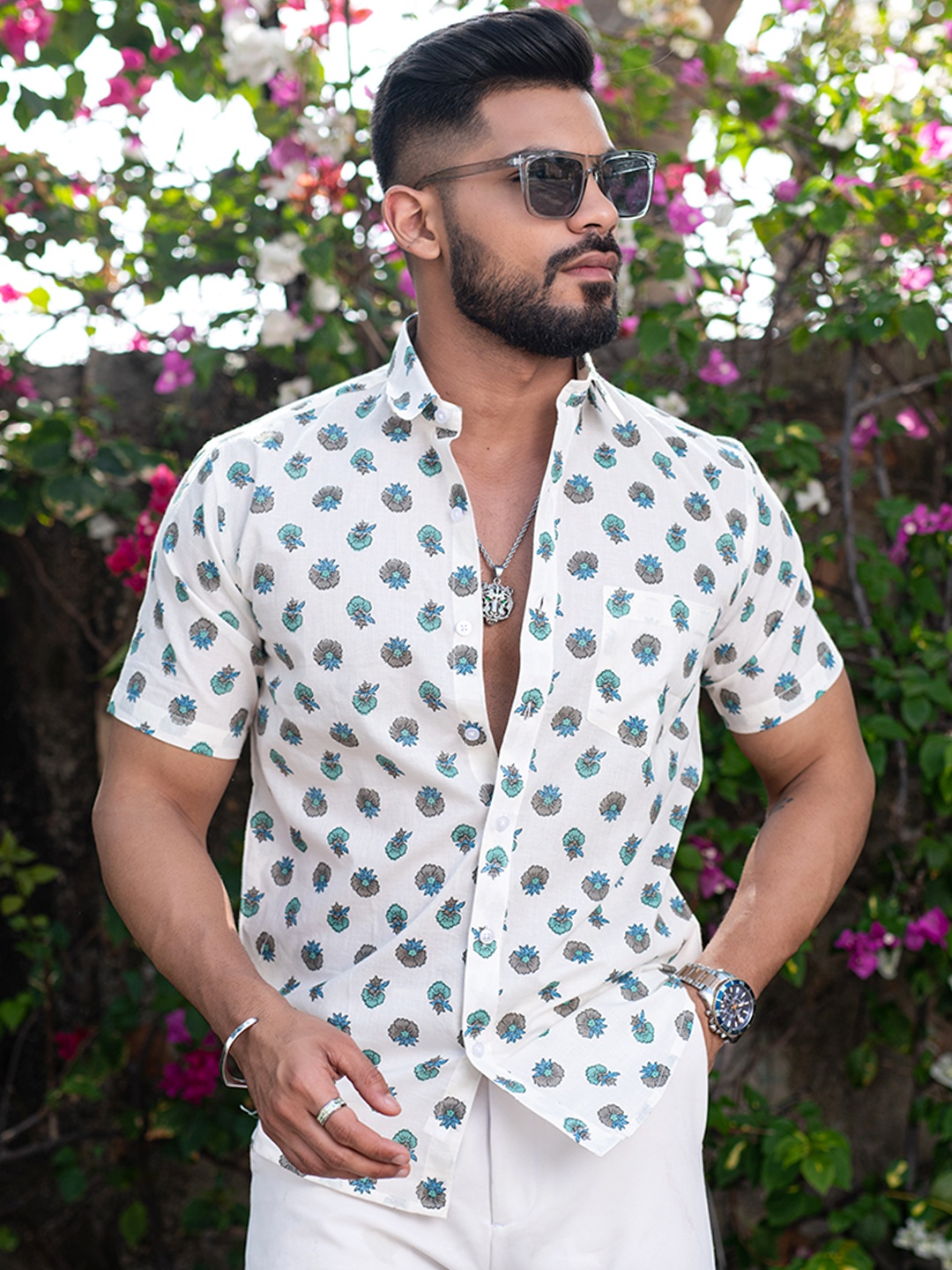 

Tistabene Men Comfort Opaque Printed Casual Shirt, Off white