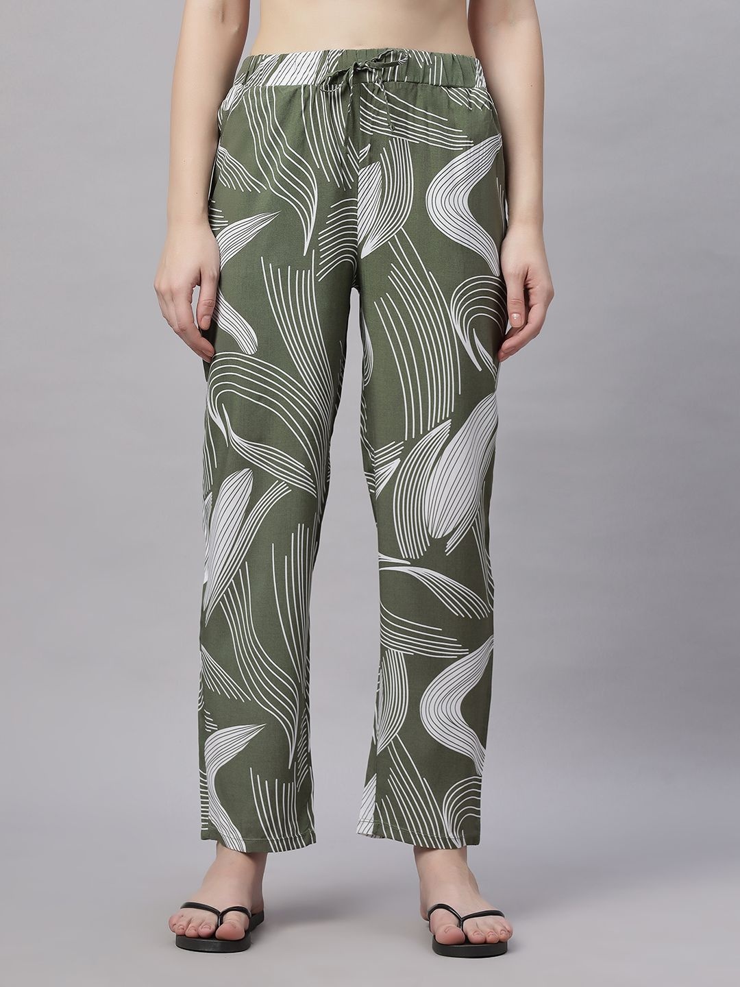 

Soie Women Supersoft Rayon Printed Pyjamas with Pockets, Green