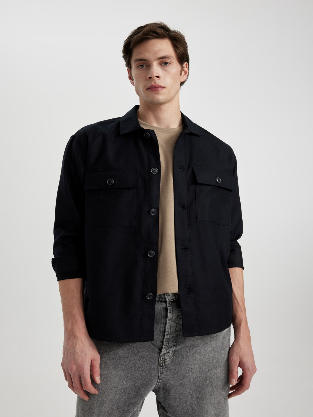 

DeFacto Men Opaque Casual Shirt, Na