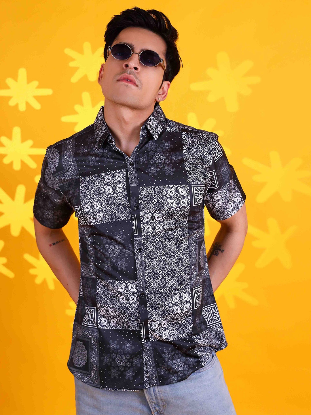 

Fesner Men Comfort Opaque Printed Casual Shirt, Multi