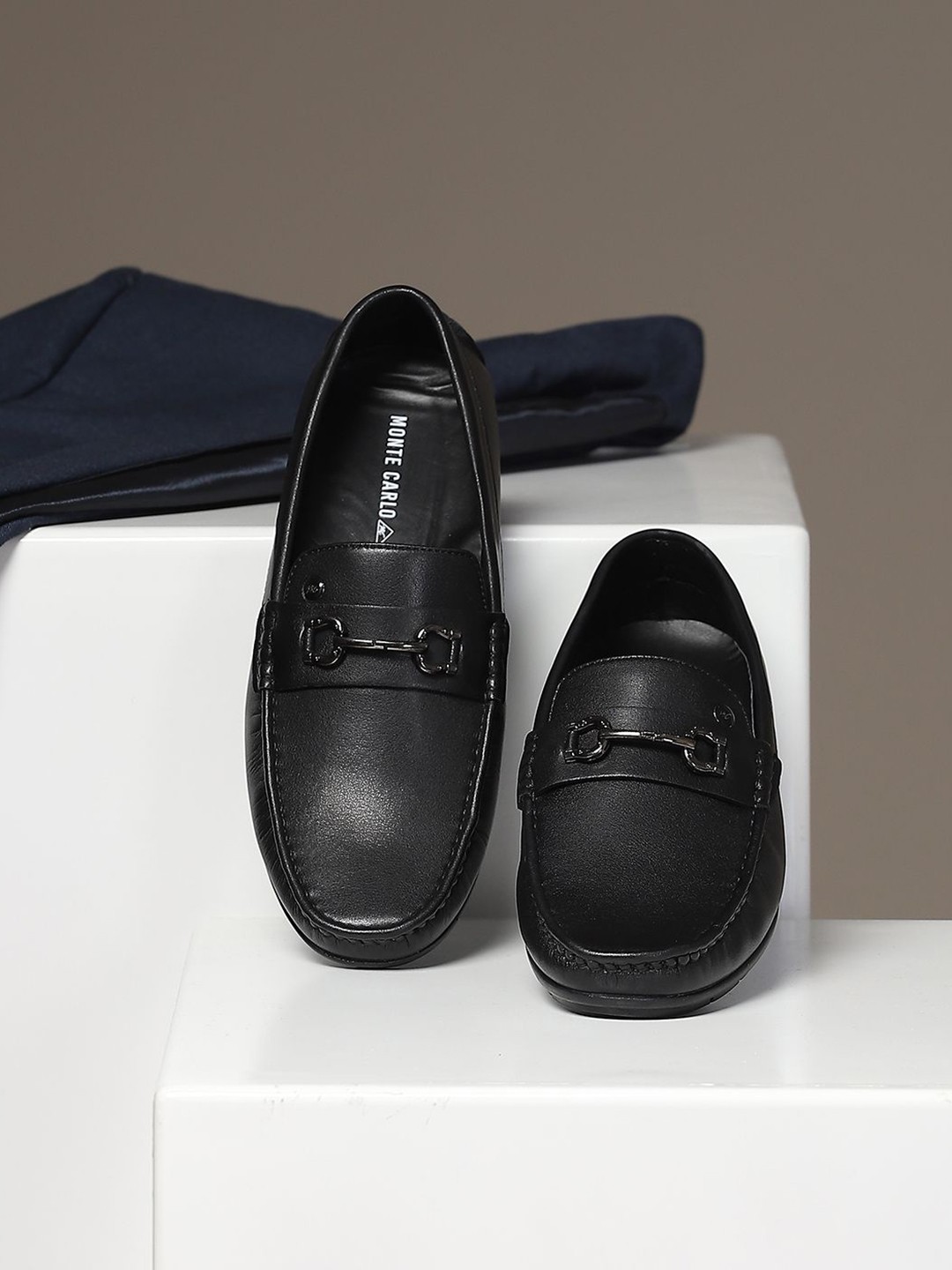 

Monte Carlo Men Perforations Leather Slip On Loafers, Black