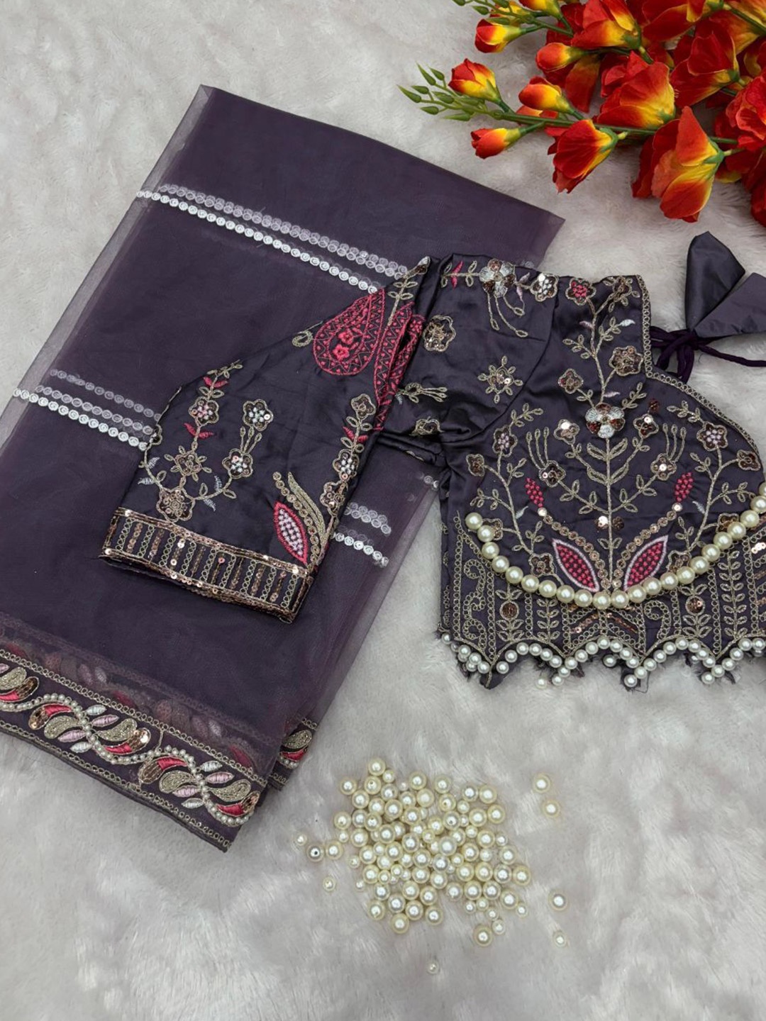 

GRISHU COLLECTION Embellished Beads and Stones Net Saree, Lavender