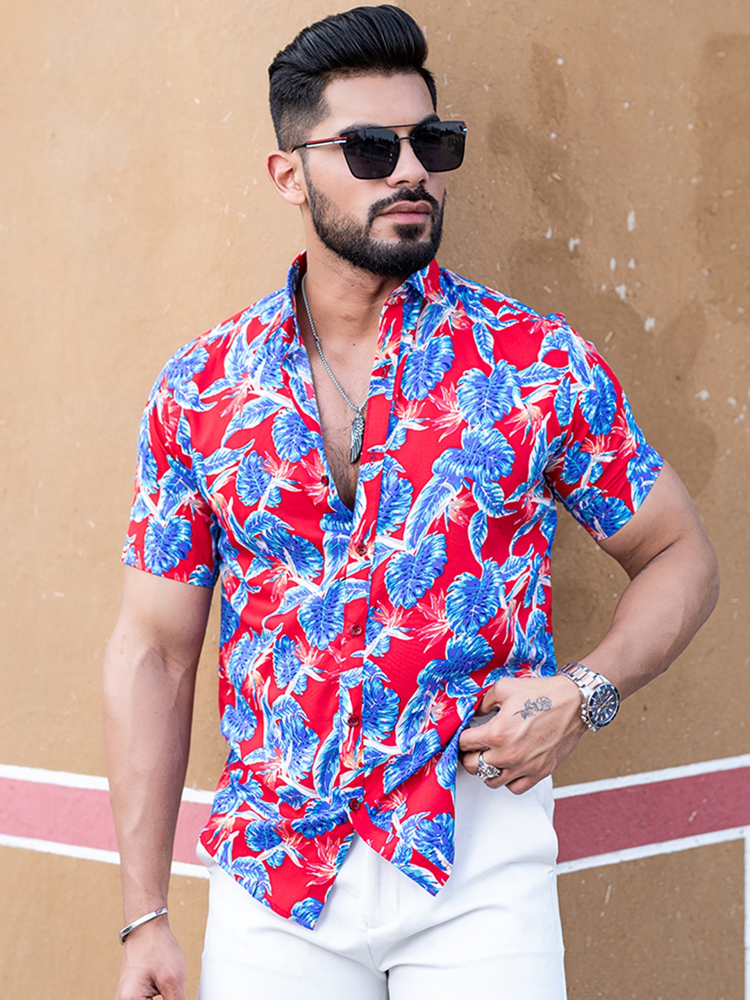 

Tistabene Men Comfort Floral Opaque Printed Casual Shirt, Red