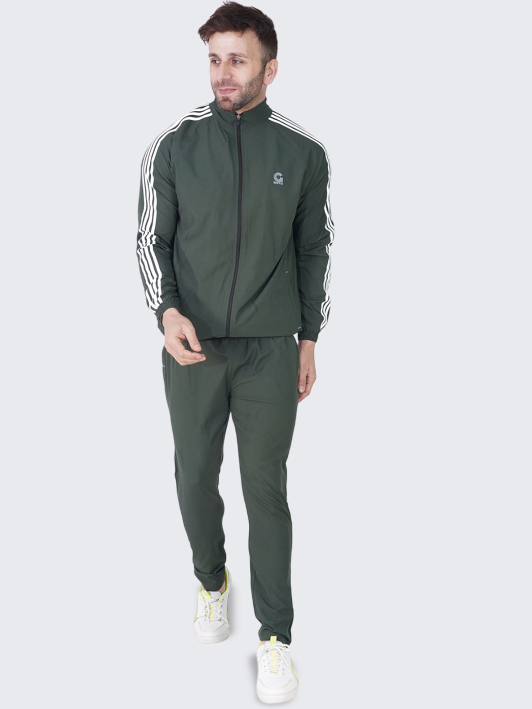 

GOTO Men Striped Mock Collar Mid-Rise Sports Tracksuits, Olive