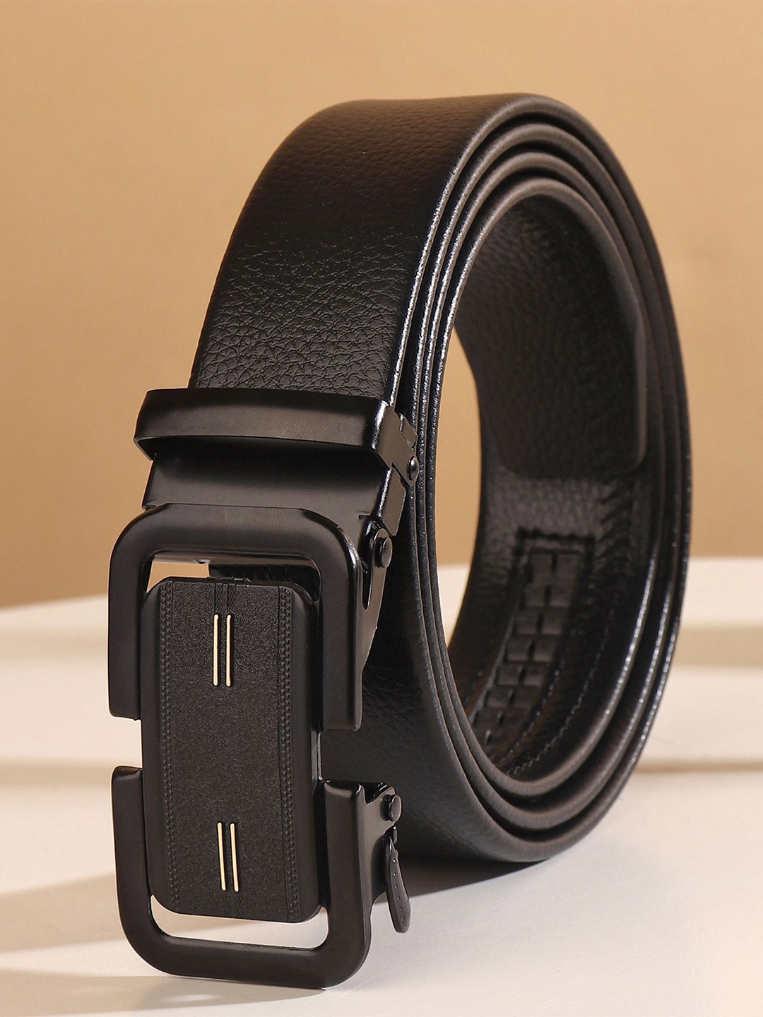 

Provogue Men Textured Belt, Black