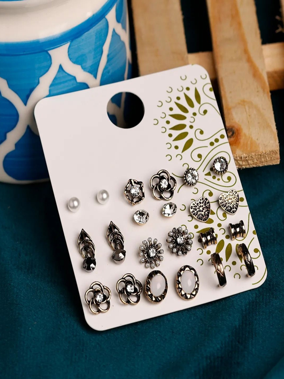 

Jewelz Set Of 12 Gold-Plated Circular Shaped Studs