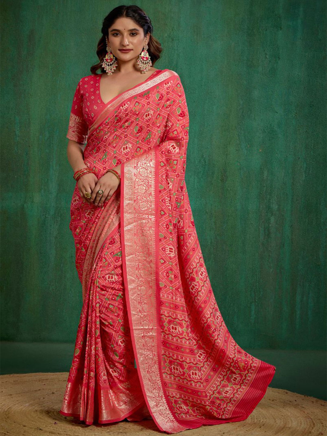 

Sangria Patola Printed Saree, Peach