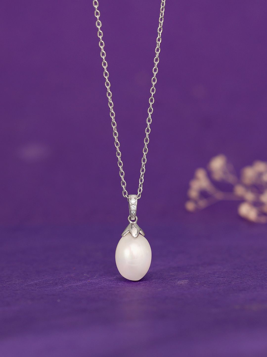 

GIVA Rhodium-Plated Contemporary Pendants with Chains, Silver