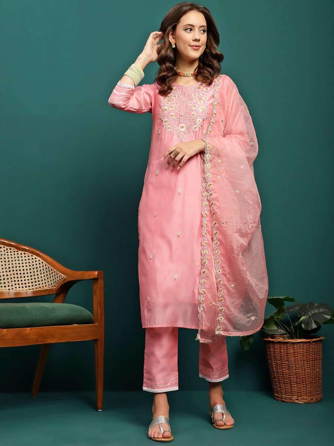 

Sangria Pink Floral Embroidered Round Neck Mirror Work Kurta With Trouser & Dupatta