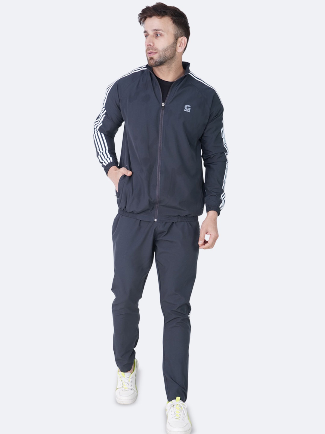 

GOTO Men Striped Mock Collar Tracksuits, Grey