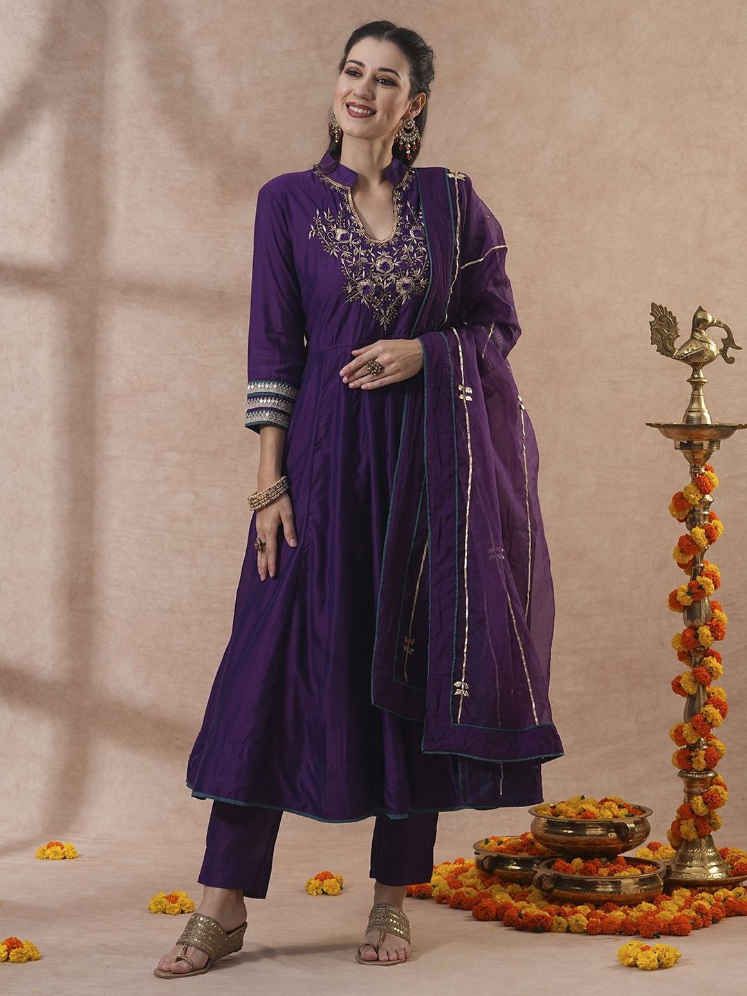 

FASHOR Ethnic Motifs Embroidered Mandarin Collar Anarkali Kurta With Trousers And Dupatta, Purple