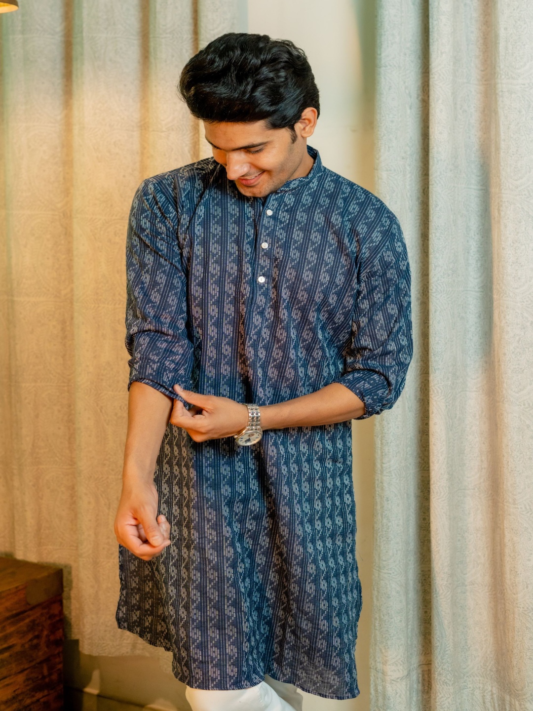 

Shasak Men Navy Blue Anarkali Kurta