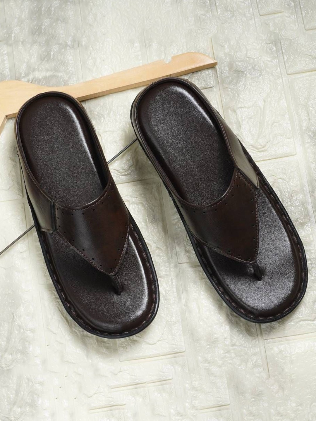 

ROYAL CRUZZ Men Leather Comfort Sandals, Brown
