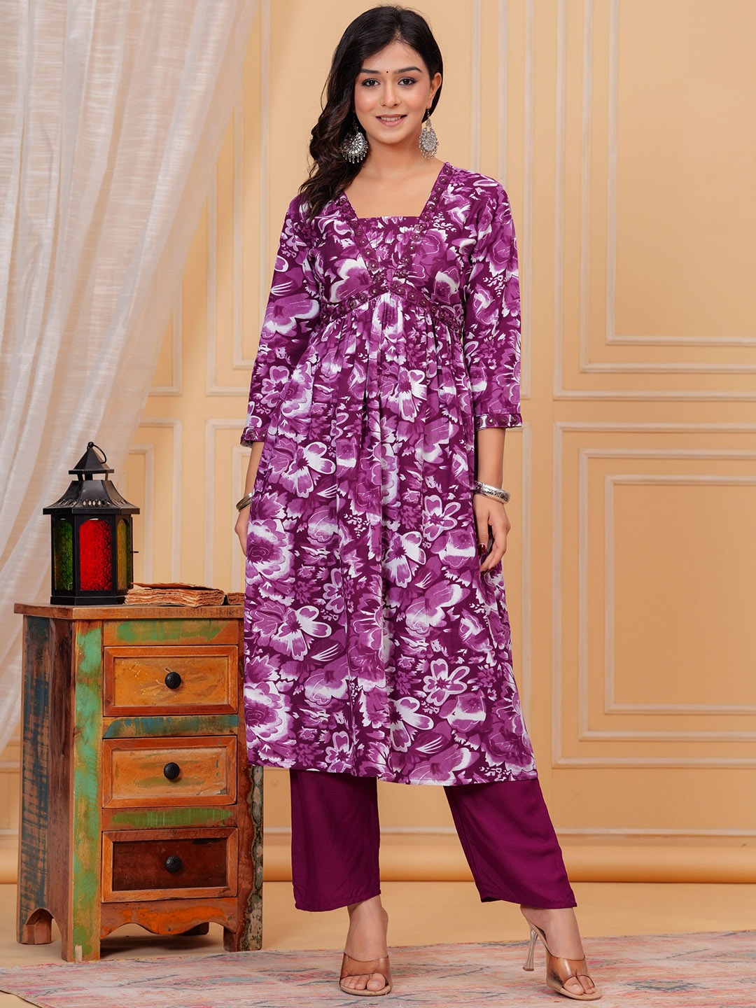 

POSHART FASHION AS UNIQUE AS YOU ARE Floral Printed Anarkali Kurta With Trousers, Purple