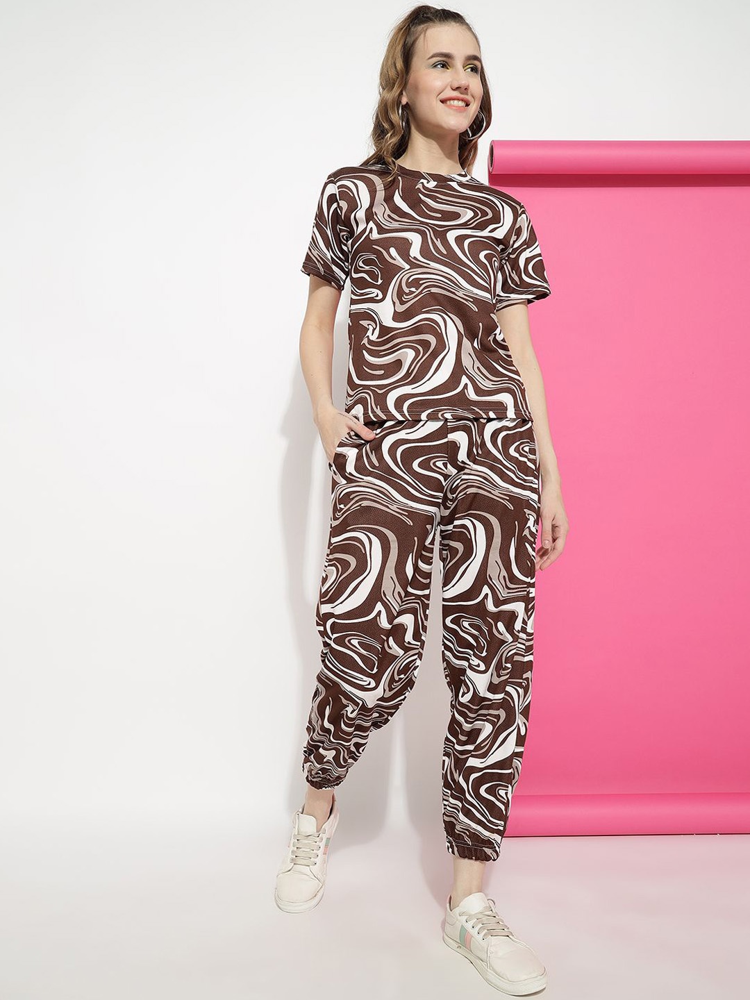 

DressBerry Abstract Printed Round Neck T-shirt & Joggers, Coffee brown