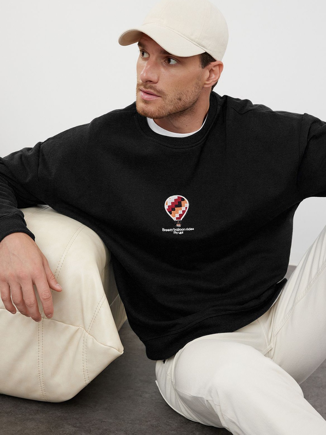 

Trendyol Men Sweatshirt, Na