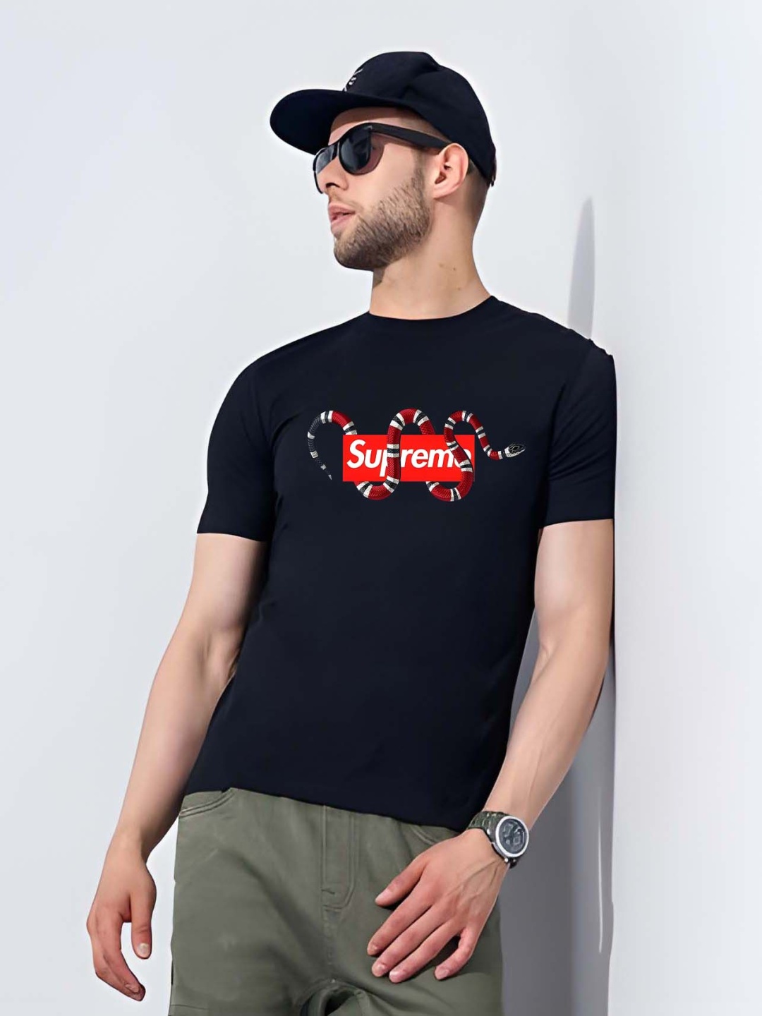

BOWLIFESTYLE Men Graphic Printed Round Neck Cotton T-shirt, Black