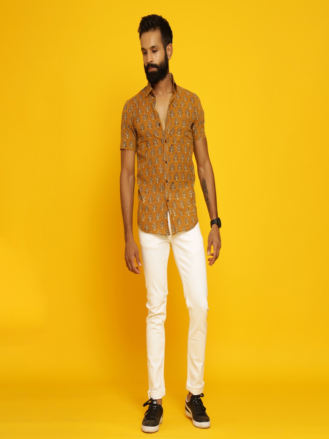 

SAY Men Floral Printed Classic Opaque Casual Shirt, Gold