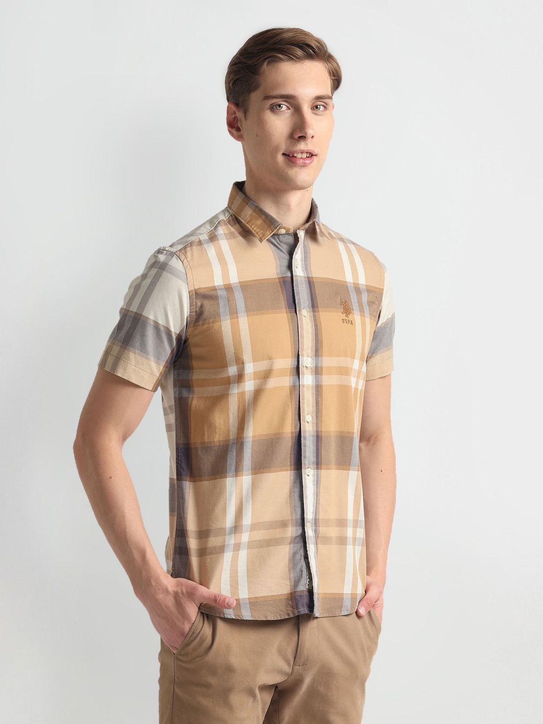 

U.S. Polo Assn. Denim Co. Men Slim Fit Opaque Checked Casual Shirt, Brown