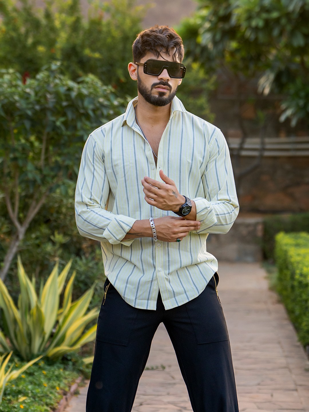 

Tistabene Men Comfort Opaque Striped Casual Shirt, Multi