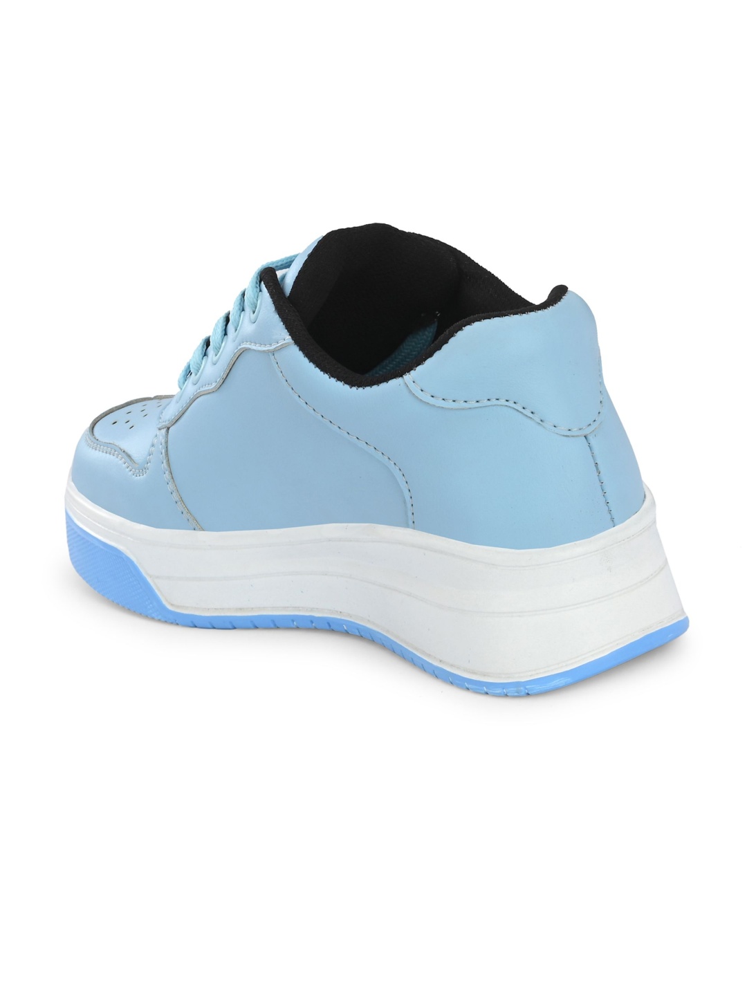 

The Roadster Lifestyle Co. Women Round Toe Lightweight Sneakers, Blue