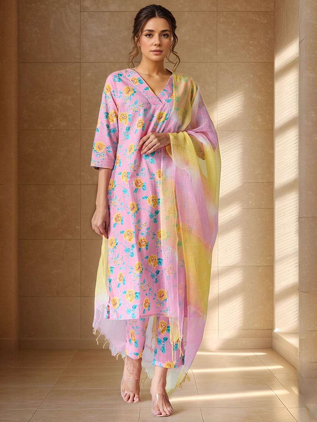 

Samyukta Singhania Floral Printed V-Neck Straight Pure Cotton Kurta With Trousers &Dupatta, Peach