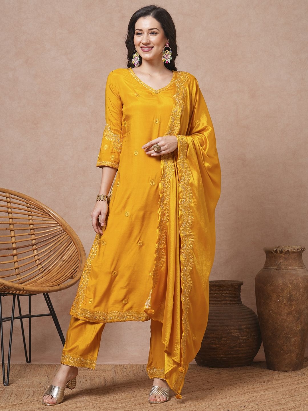 

FASHOR Floral Embroidered V Neck Thread Work Straight Kurta with Trousers & With Dupatta, Yellow