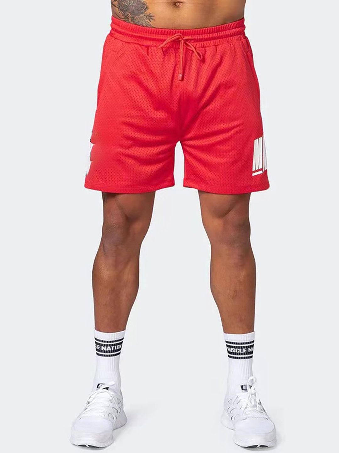 

StyleCast x Revolte Men Typography Printed Low-Rise Shorts, Red