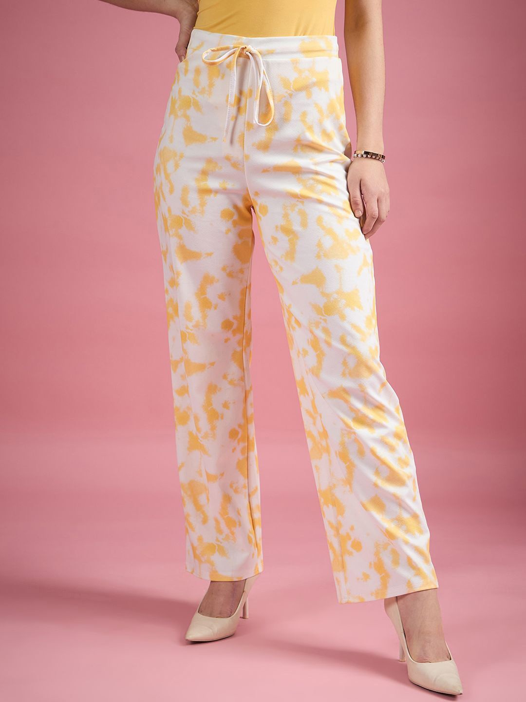 

DressBerry Women Floral Printed Classic Flared High-Rise Easy Wash Trousers, Yellow