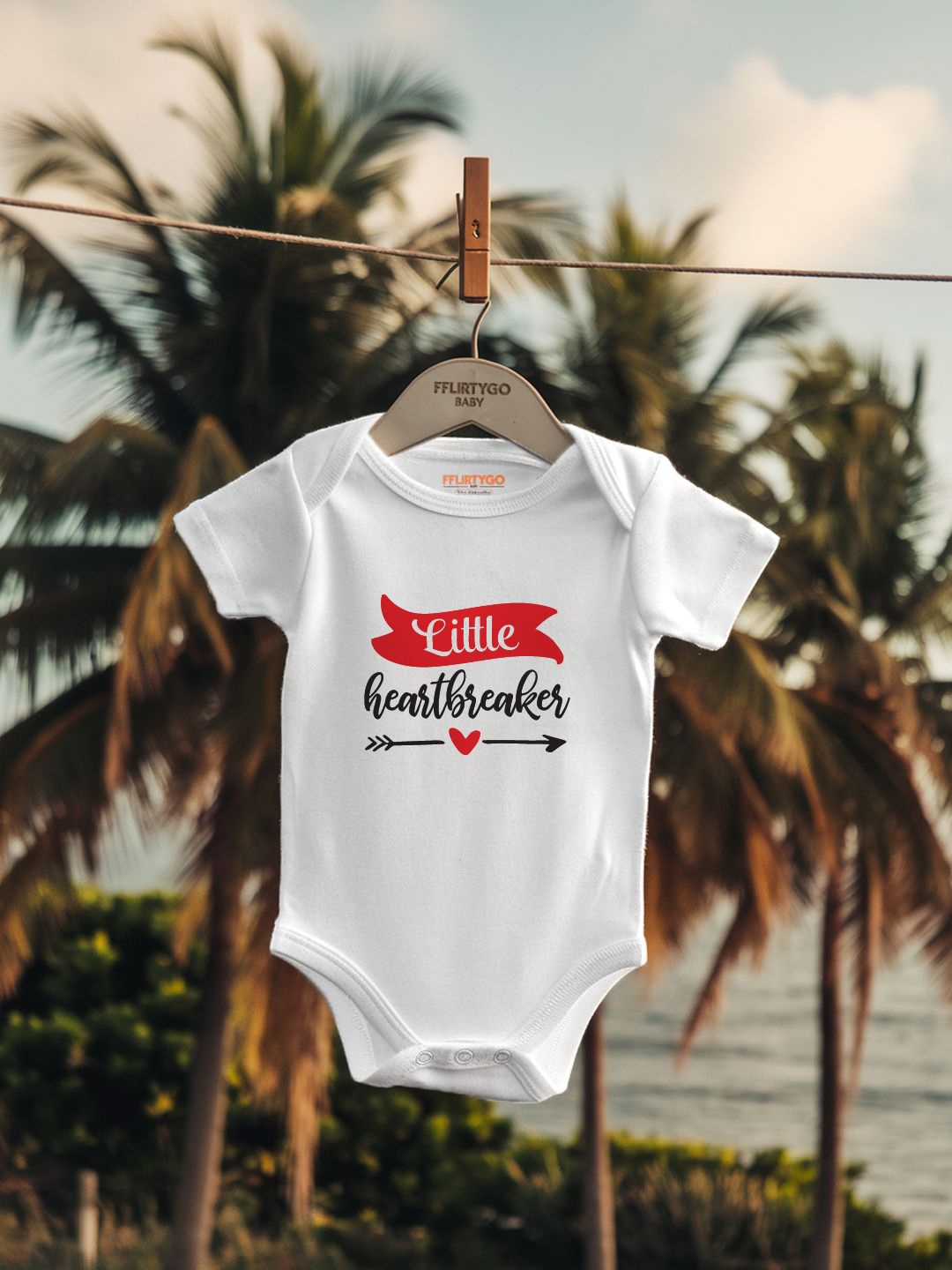 

FFLIRTYGO Infants Valentine Day Printed Cotton Bodysuit, White