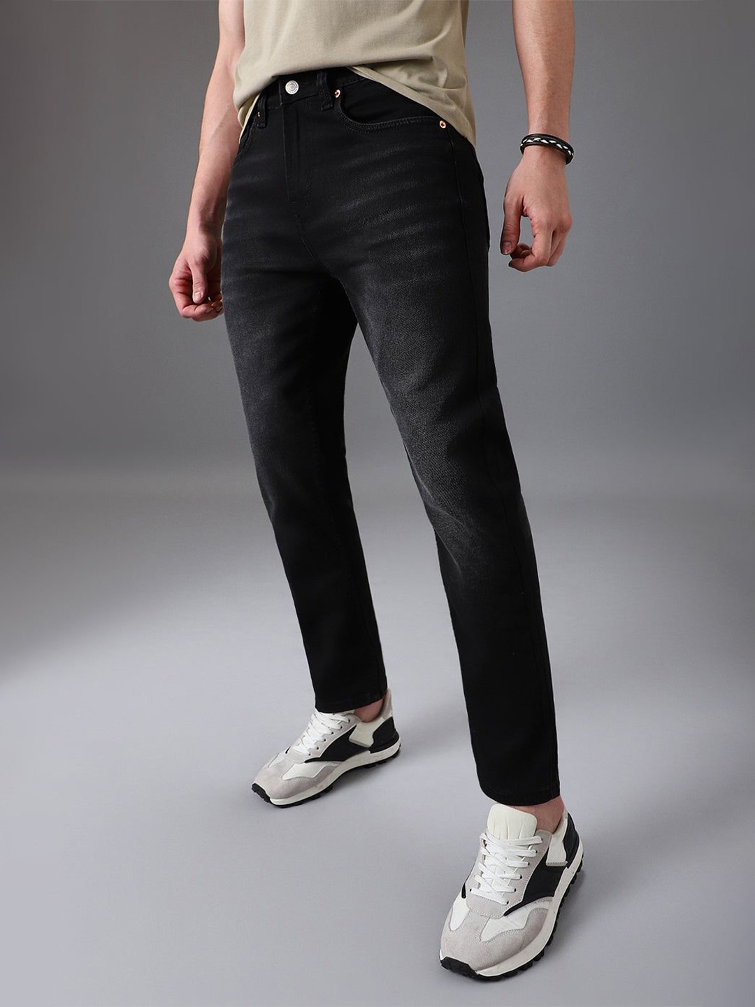 

Banana Club Men Light Fade Grey Slim Fit Denim Jeans