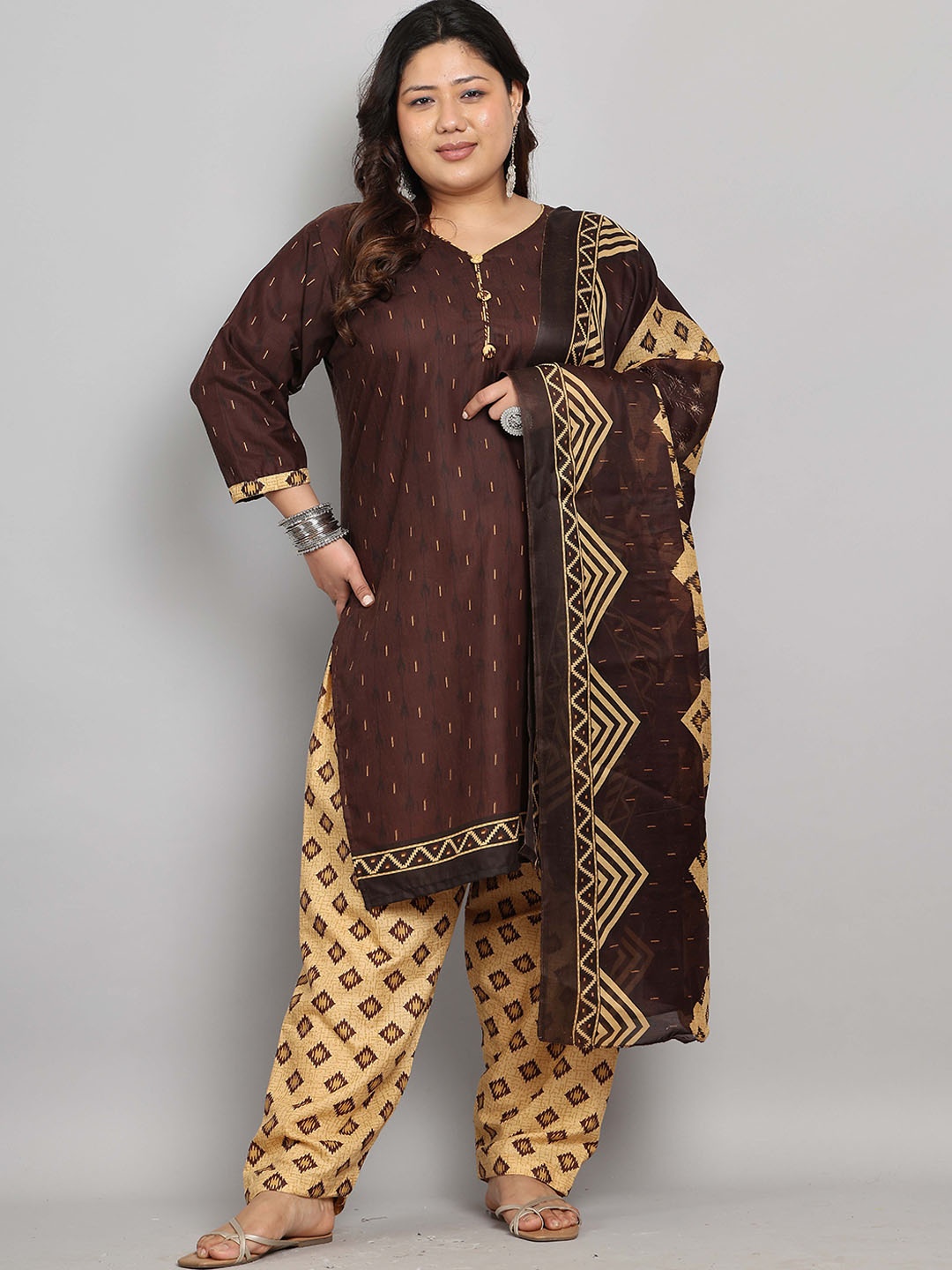 

Roly Poly Geometric Printed V-Neck Straight Kurta With Salwar And Dupatta, Brown