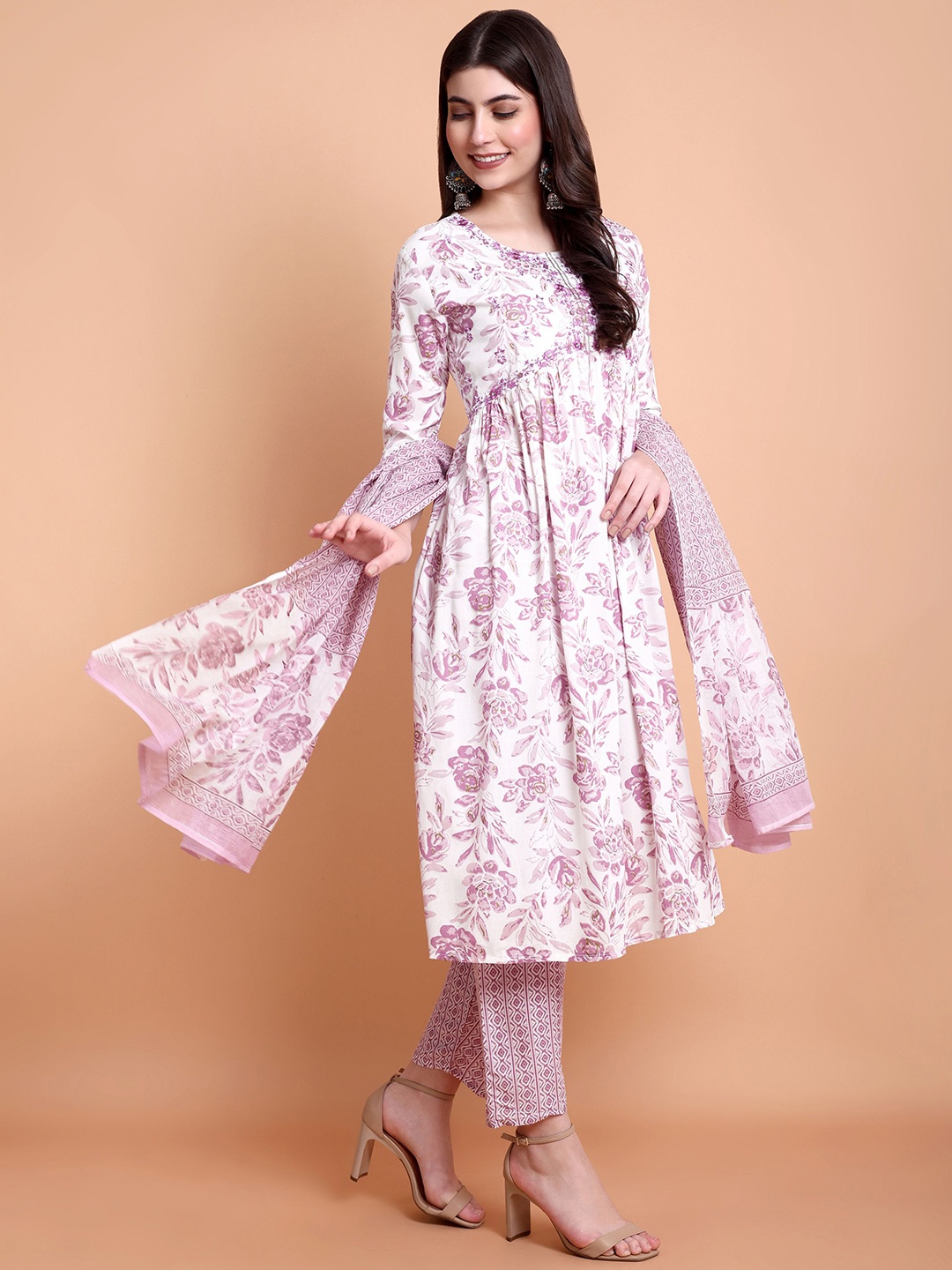 

WILL BOTTOM Women Floral Printed Regular Kurta with Trousers & With Dupatta, White