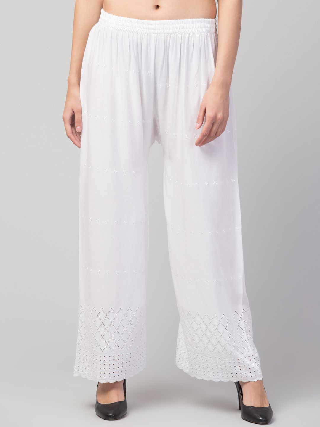 

FAMBEE Women Embroidered Flared Knitted Palazzos, White