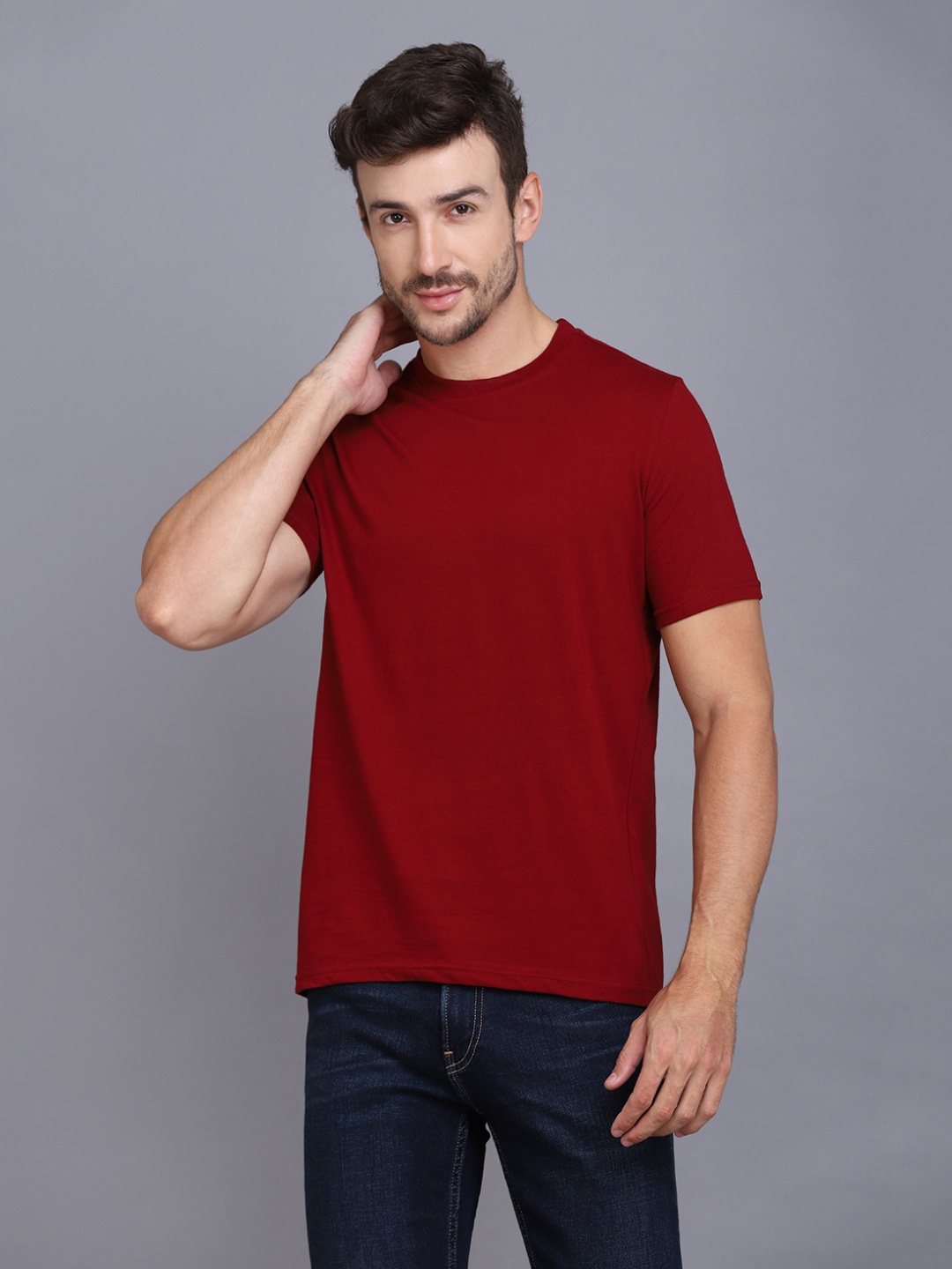 

WOOSTRO Men Solid Round Neck Cotton Slim Fit T-shirt, Maroon